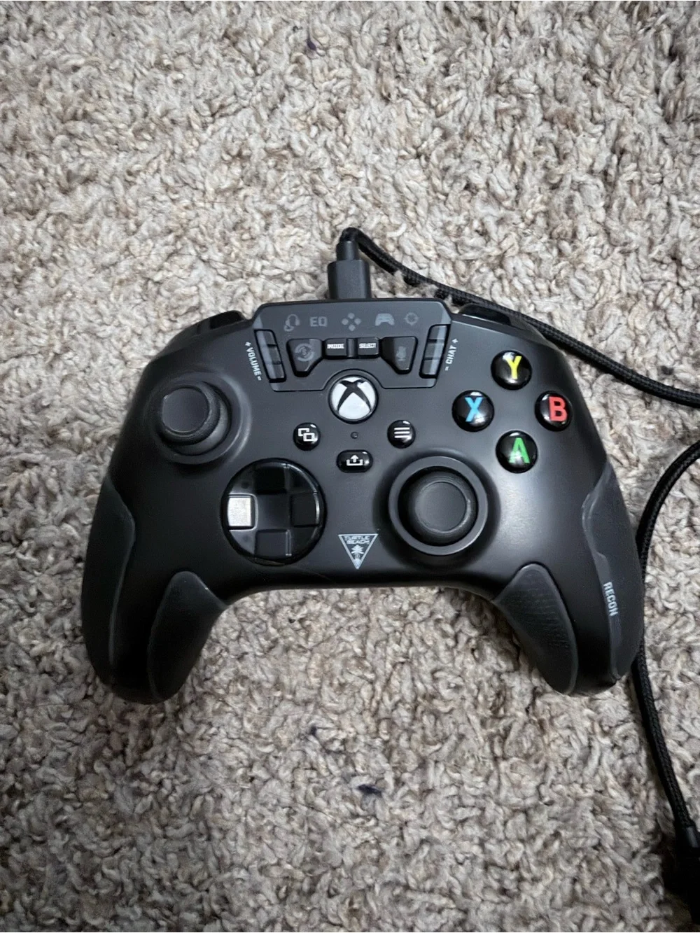 Wired Black Game Controller with USB for PC and Consoles